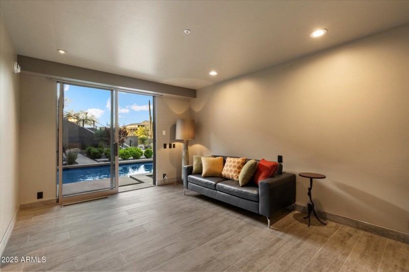 070-Casita Living Room