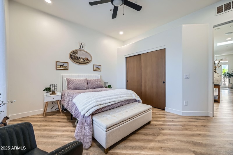 7975 E Dale Ln - MLS Sized - 028 - 40 Be