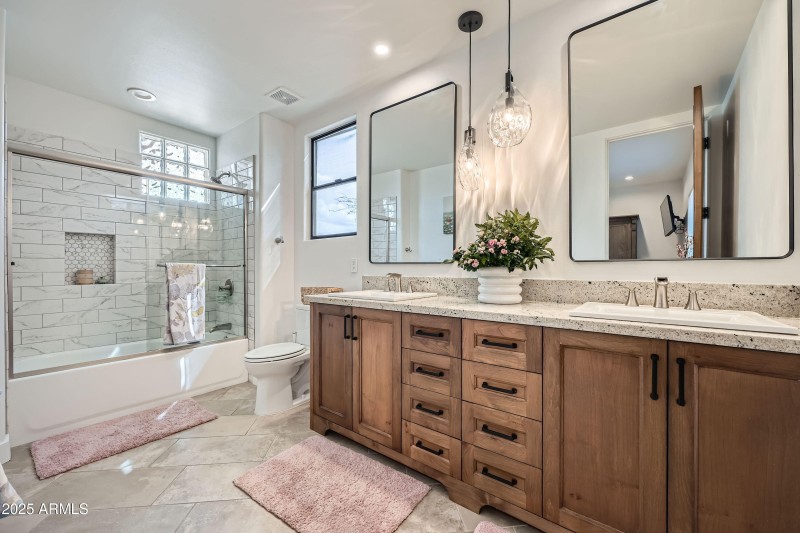 7975 E Dale Ln - MLS Sized - 031 - 43 Ba