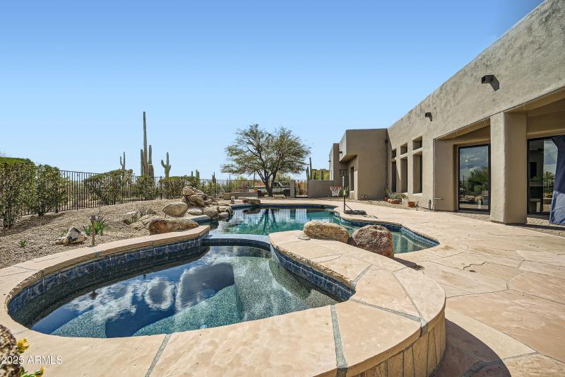 7975 E Dale Ln - MLS Sized - 044 - 59 Ba