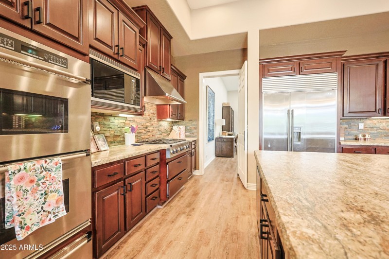 42405 N HARBOUR TOWN CT