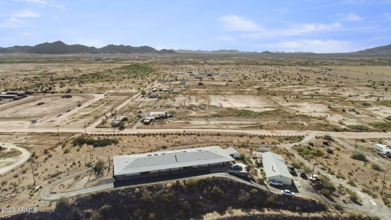 73-web-or-mls-20727-n-la-entrada-rd