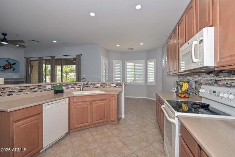 Kitchen-Breakfast Room