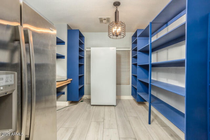 11_Cre8MyMediacom08_mls