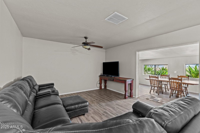 21-web-or-mls-DSC06995