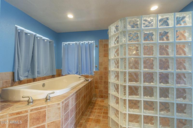 27-web-or-mls-Brown-27