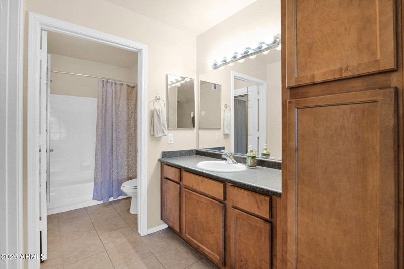 21-web-or-mls-P1166743