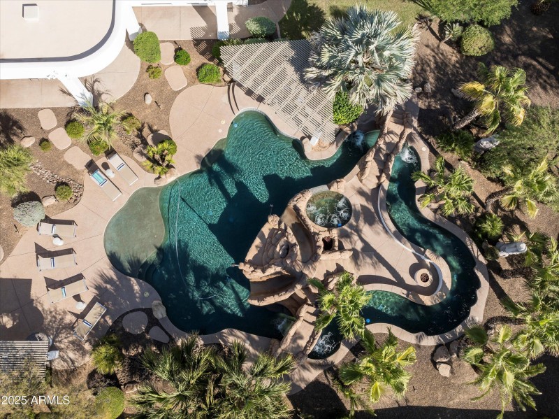 76-5901 E Mountain View Rd-76