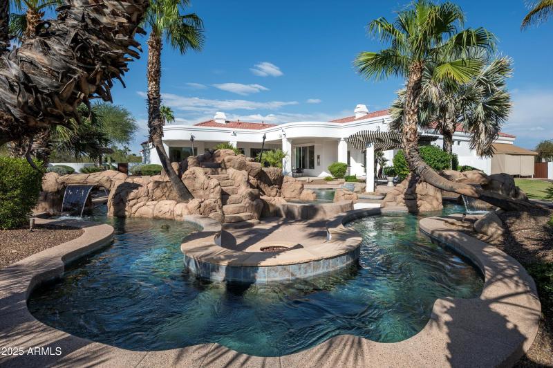 46-5901 E Mountain View Rd-46