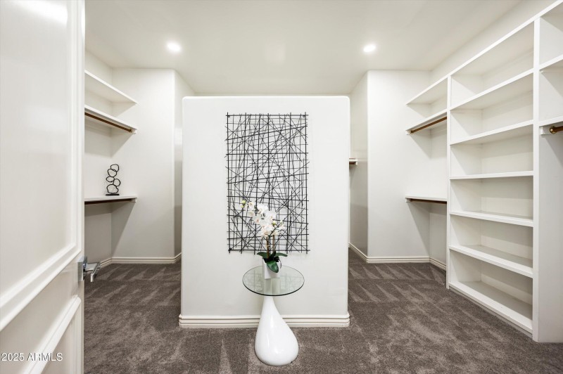 36-5901 E Mountain View Rd-36