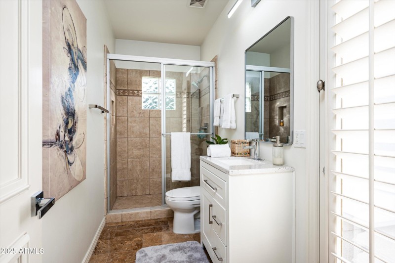 28-5901 E Mountain View Rd-28