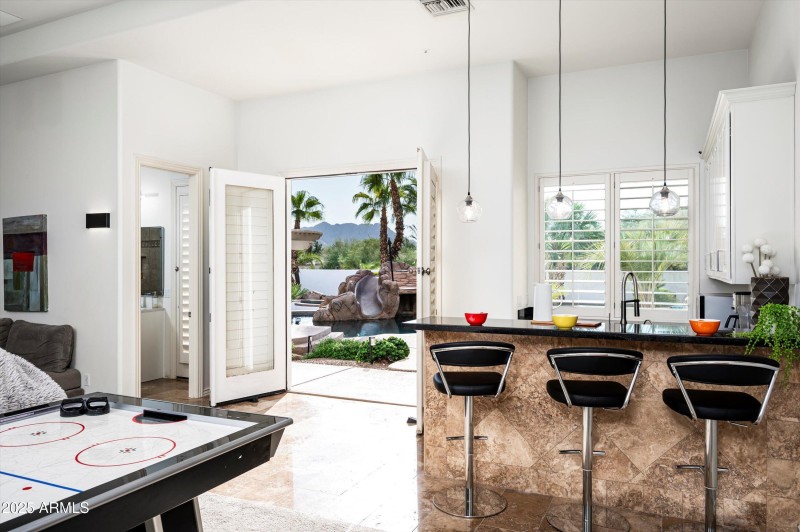 26-5901 E Mountain View Rd-26