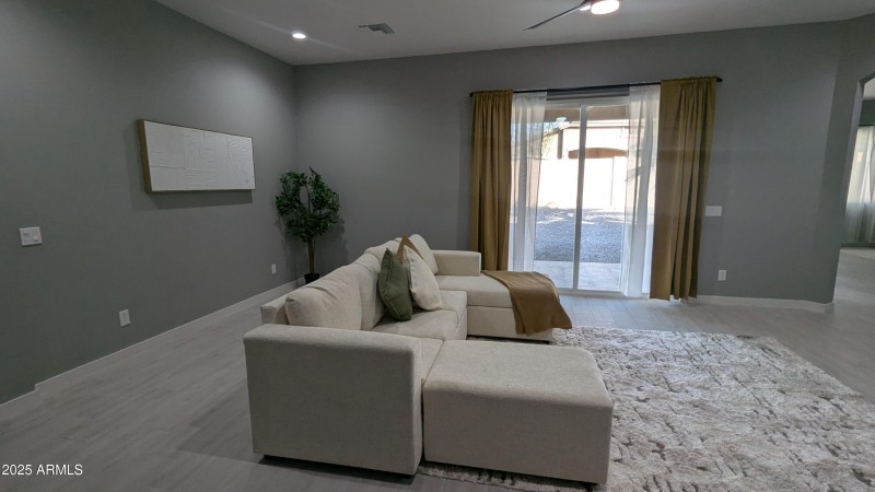 PXL_20250330_234007287