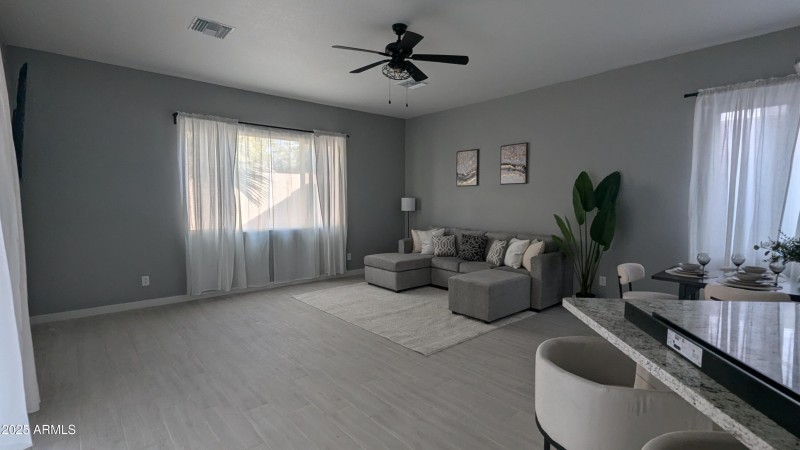 PXL_20250330_234023302