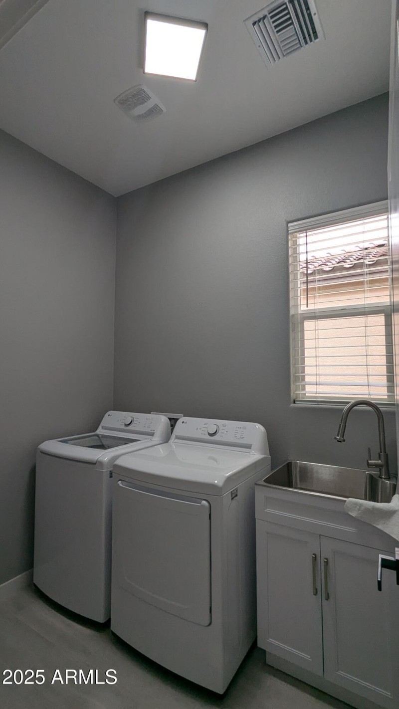 PXL_20250402_195128560