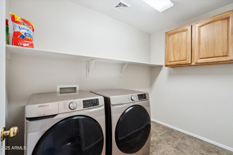 32-Laundry Room