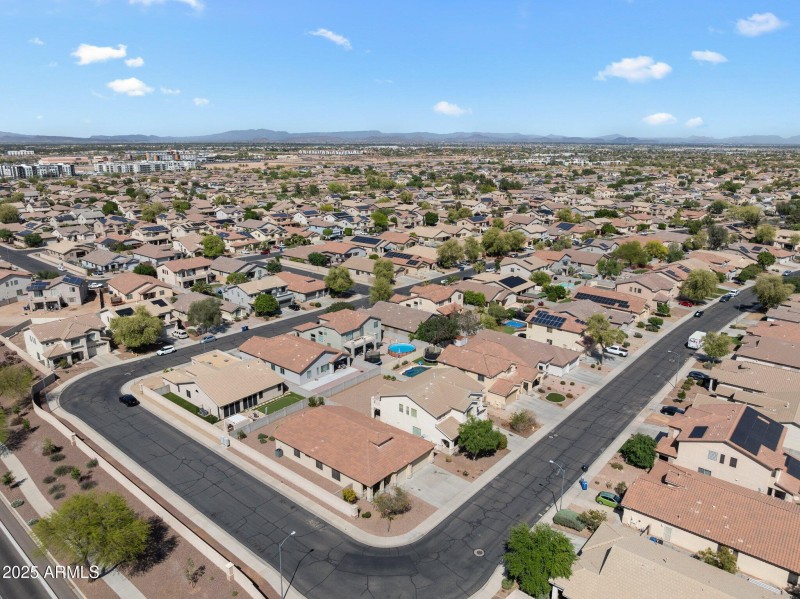 32-web-or-mls-DJI_20250405210937_0010_D