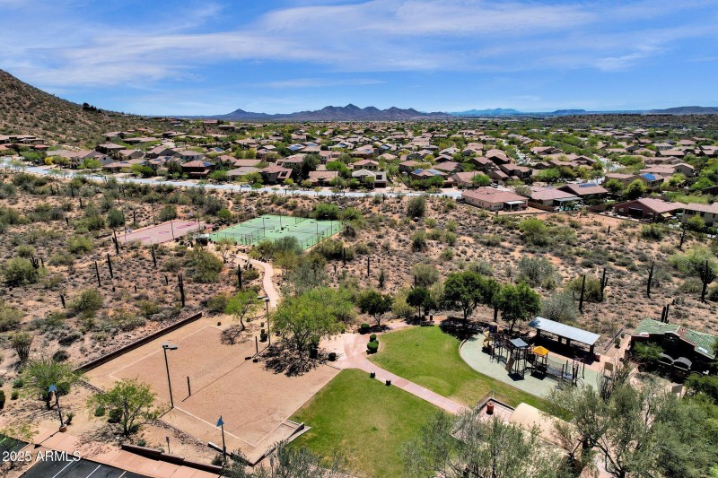 60-web-or-mls-34713-n-24th-ln