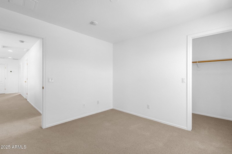 43-web-or-mls-34713-n-24th-ln