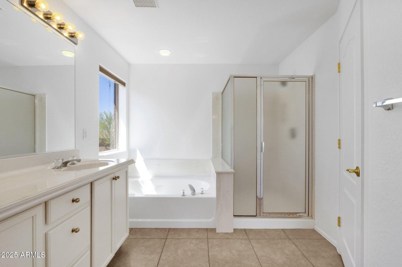 39-web-or-mls-34713-n-24th-ln