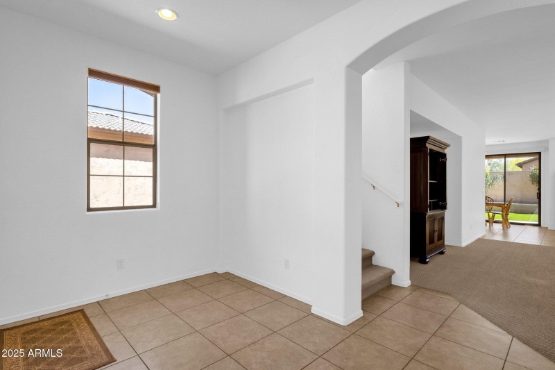 10-web-or-mls-34713-n-24th-ln