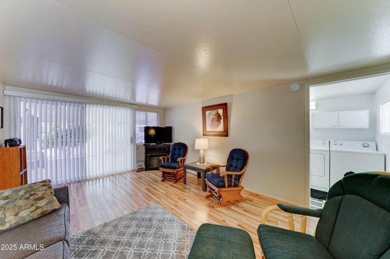 Indoor laundry off AZ room