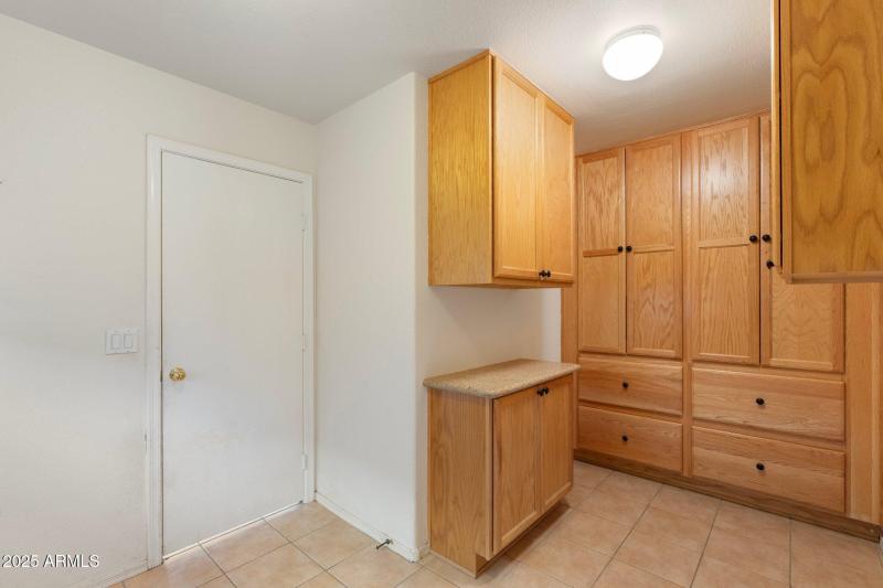 18-web-or-mls-DSC03917 copy