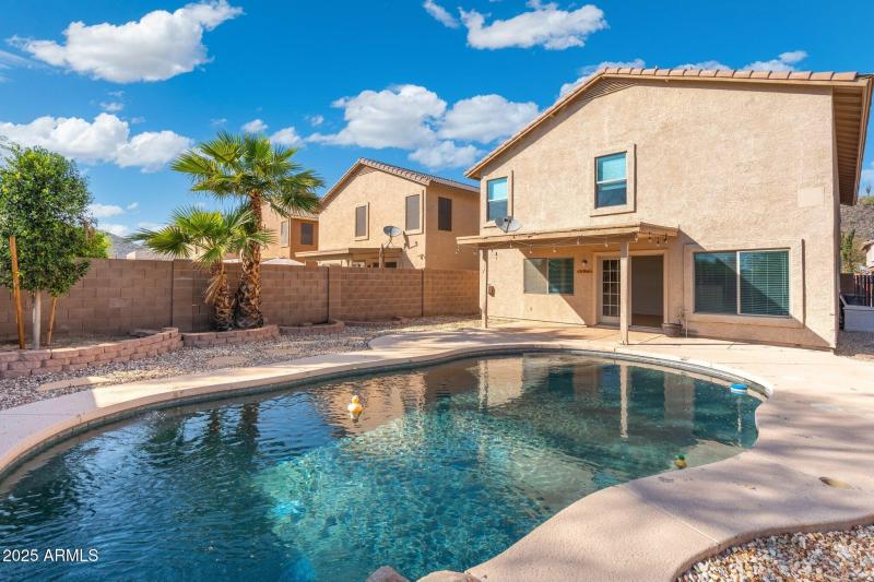 52-web-or-mls-DSC03851-HDR-Edit