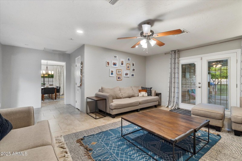 Separate Living Area Off The Kitchen