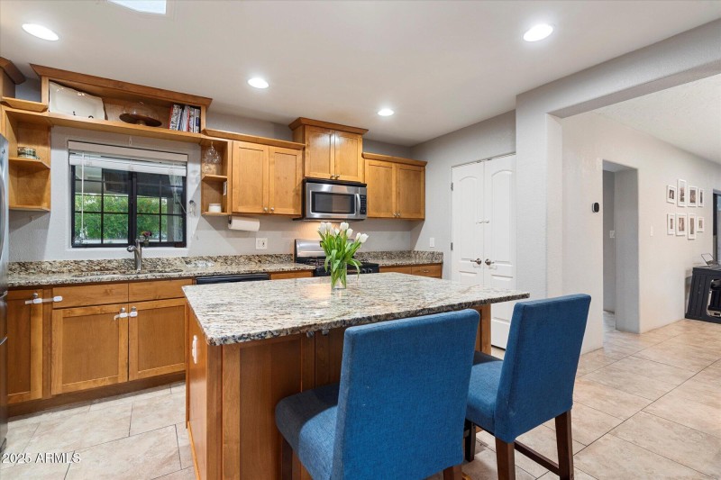 Lots of Cabinet Space