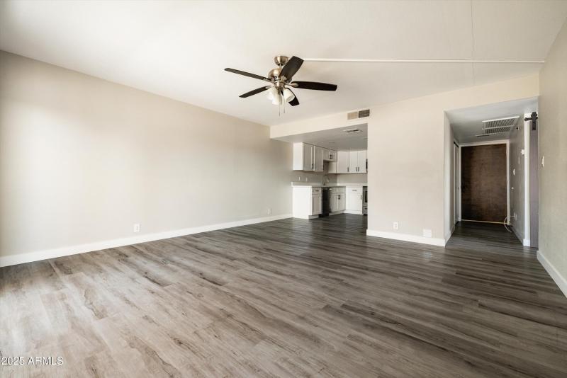 07-Unit 110 7920 E Camelback Rd_ 18_07