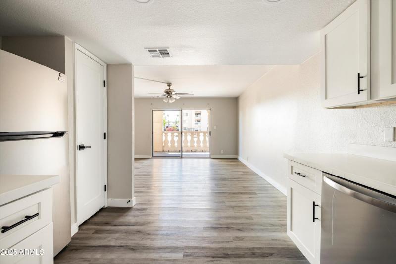 15-Unit 110 7920 E Camelback Rd_ 18_15