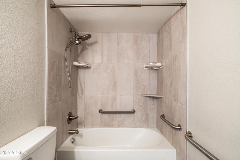 19-Unit 110 7920 E Camelback Rd_ 18_19