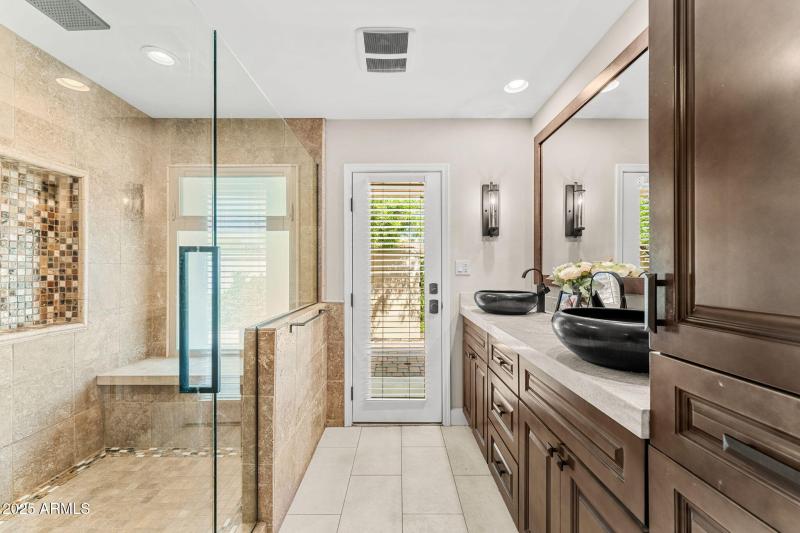 25-web-or-mls-DSC09469-HDR