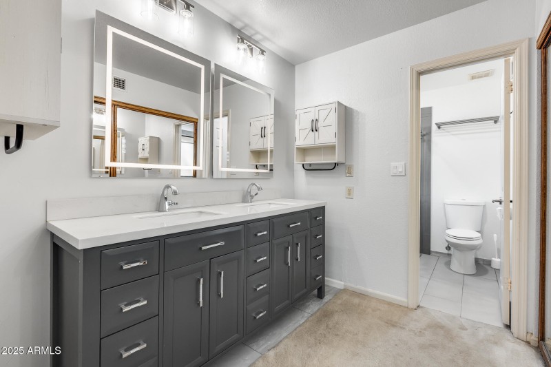 Primary Suite - Bathroom