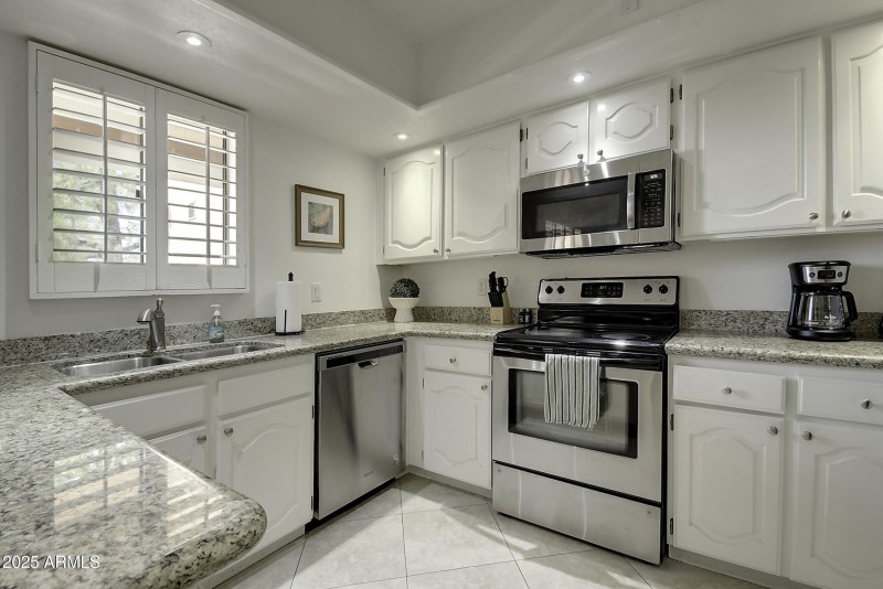 4303 E Cactus Rd Unit 442 (11)