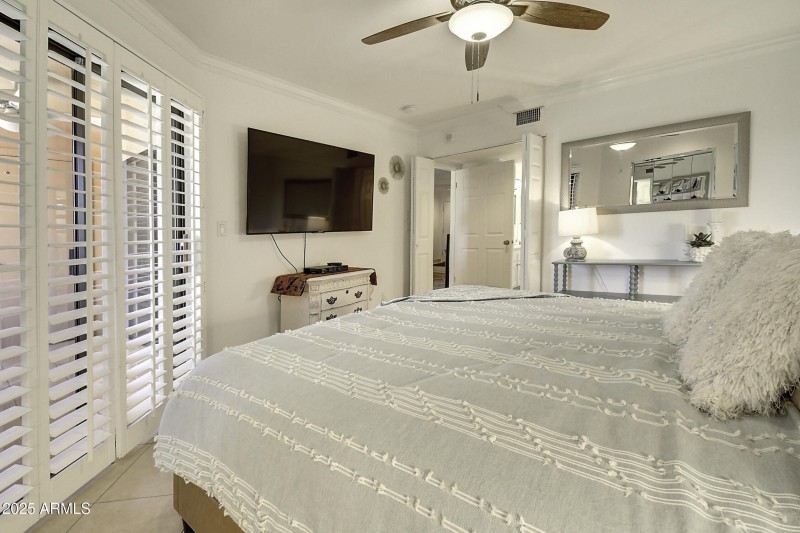 4303 E Cactus Rd Unit 442 (17)