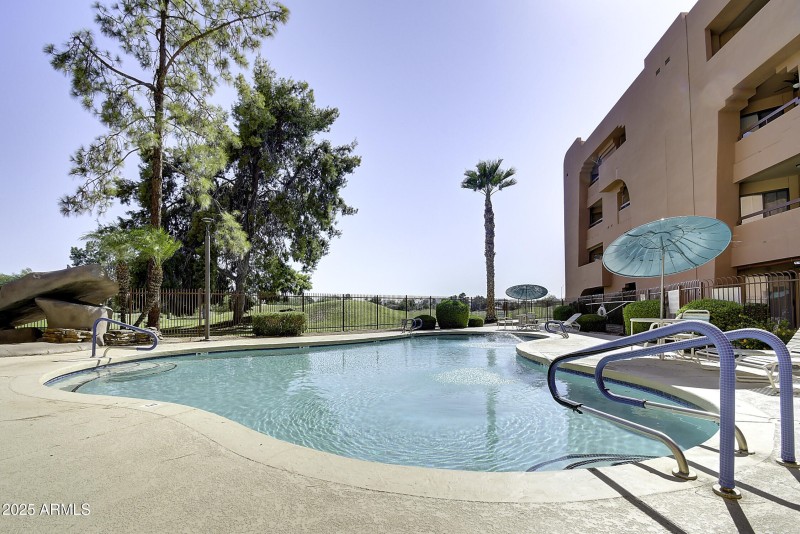 4303 E Cactus Rd Unit 442 (29)