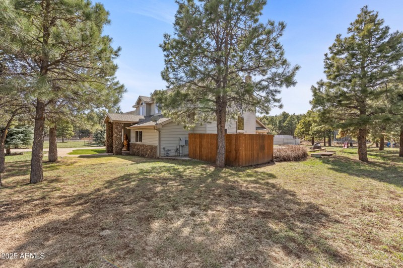 057_2705_w_creighton_dr-57_286