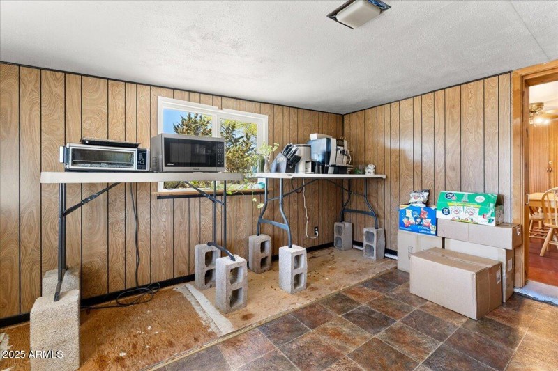 Bedroom - 1414 N. State Route 89