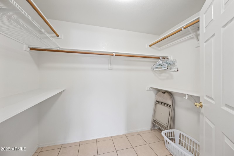 24-10410NCCR1100-ocupix