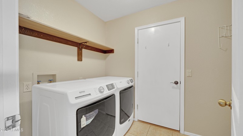 Interior - 3461 Via Camellia-24