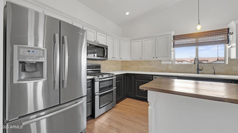 Interior - 3461 Via Camellia-10