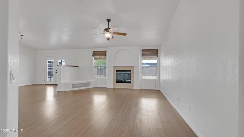 Interior - 3461 Via Camellia-3