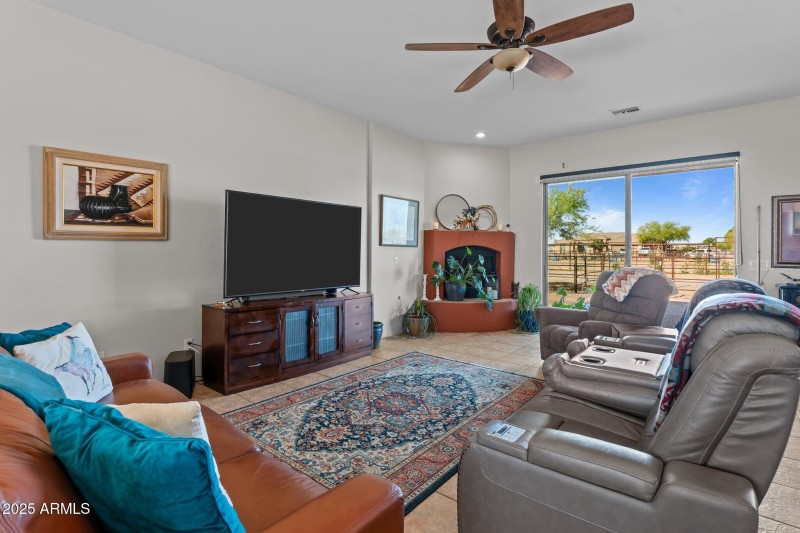 8-web-or-mls-DSC08895