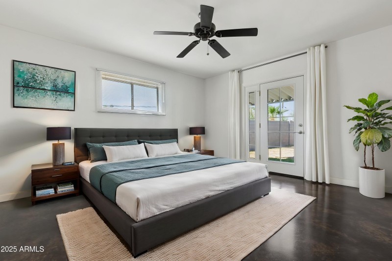 19-web-or-mls-2740-n-21st-dr - Bedroom -