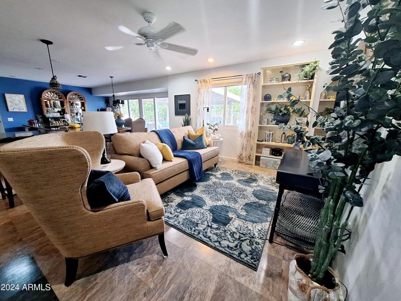 Extra Living Space off Kitchen