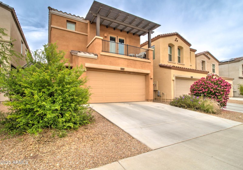 1654 W Redwood Ln -3