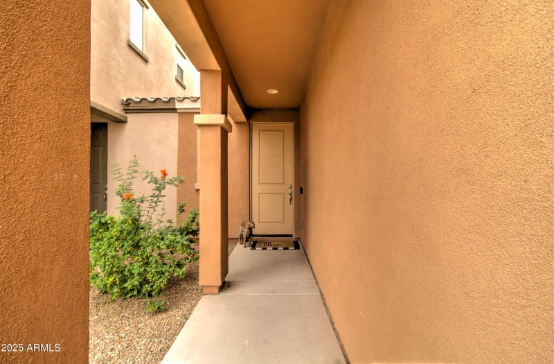 1654 W Redwood Ln -5