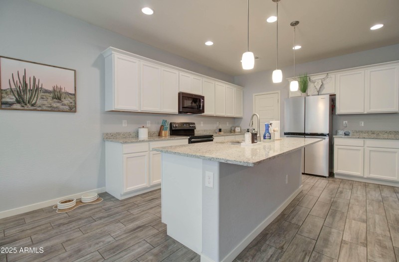 1654 W Redwood Ln -19